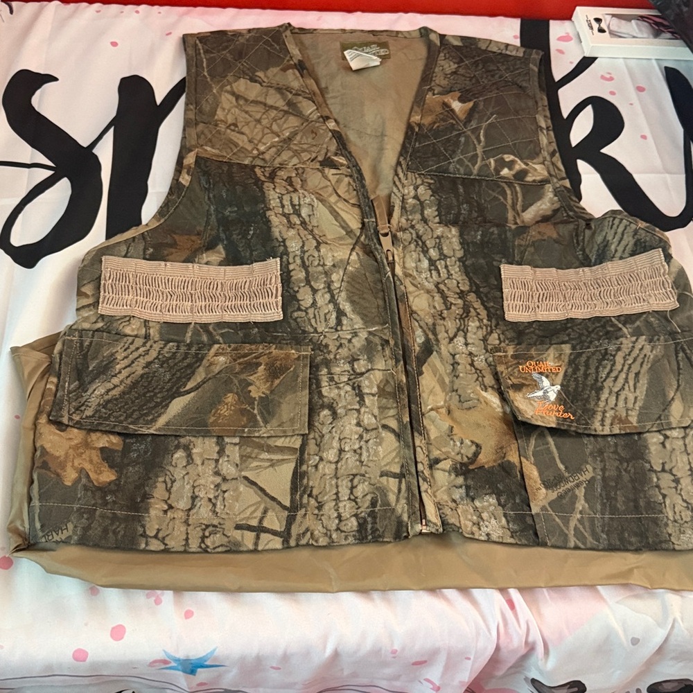Mens Hunting Vest Multi‑Pocket (Real Tree Hardwood) Vest Sz M Nwot